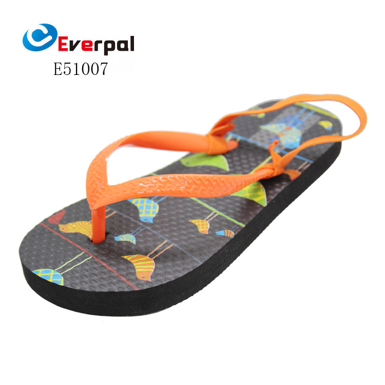 De ce sunt esențiale flip -flops -urile copiilor pentru garderoba fiecărui copil?